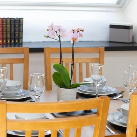 2 Bed In Oc-ld167 * Kendal